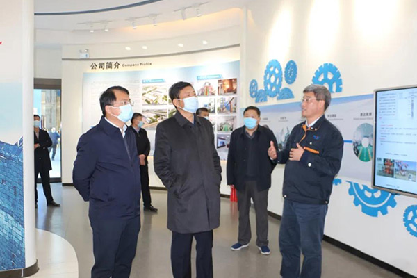 新鄉(xiāng)市人大常委會(huì)副主任職偉一行蒞臨長城公司調(diào)研