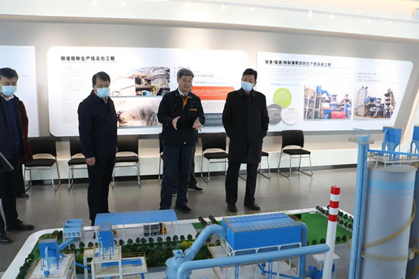 新鄉(xiāng)市人大常委會(huì)副主任職偉一行蒞臨長城公司調(diào)研