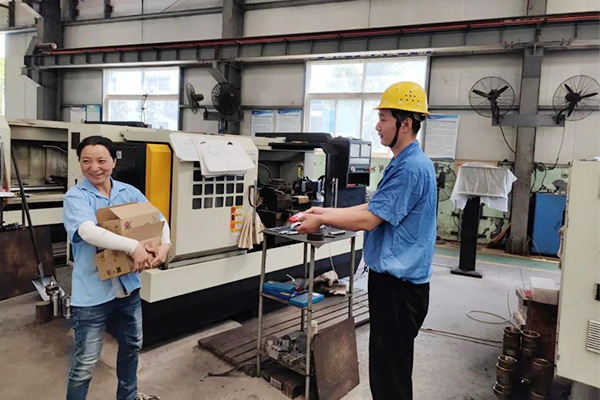 高溫季節(jié)防暑降溫工作