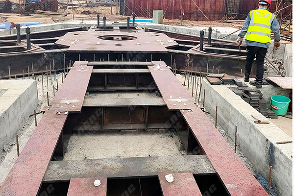 湖北年產(chǎn)60萬噸鋼渣線項(xiàng)目安裝現(xiàn)場 湖北年產(chǎn)60萬噸鋼渣線項(xiàng)目安裝現(xiàn)場